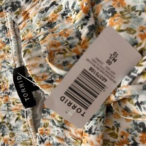 Torrid Floral Print maxi skirt